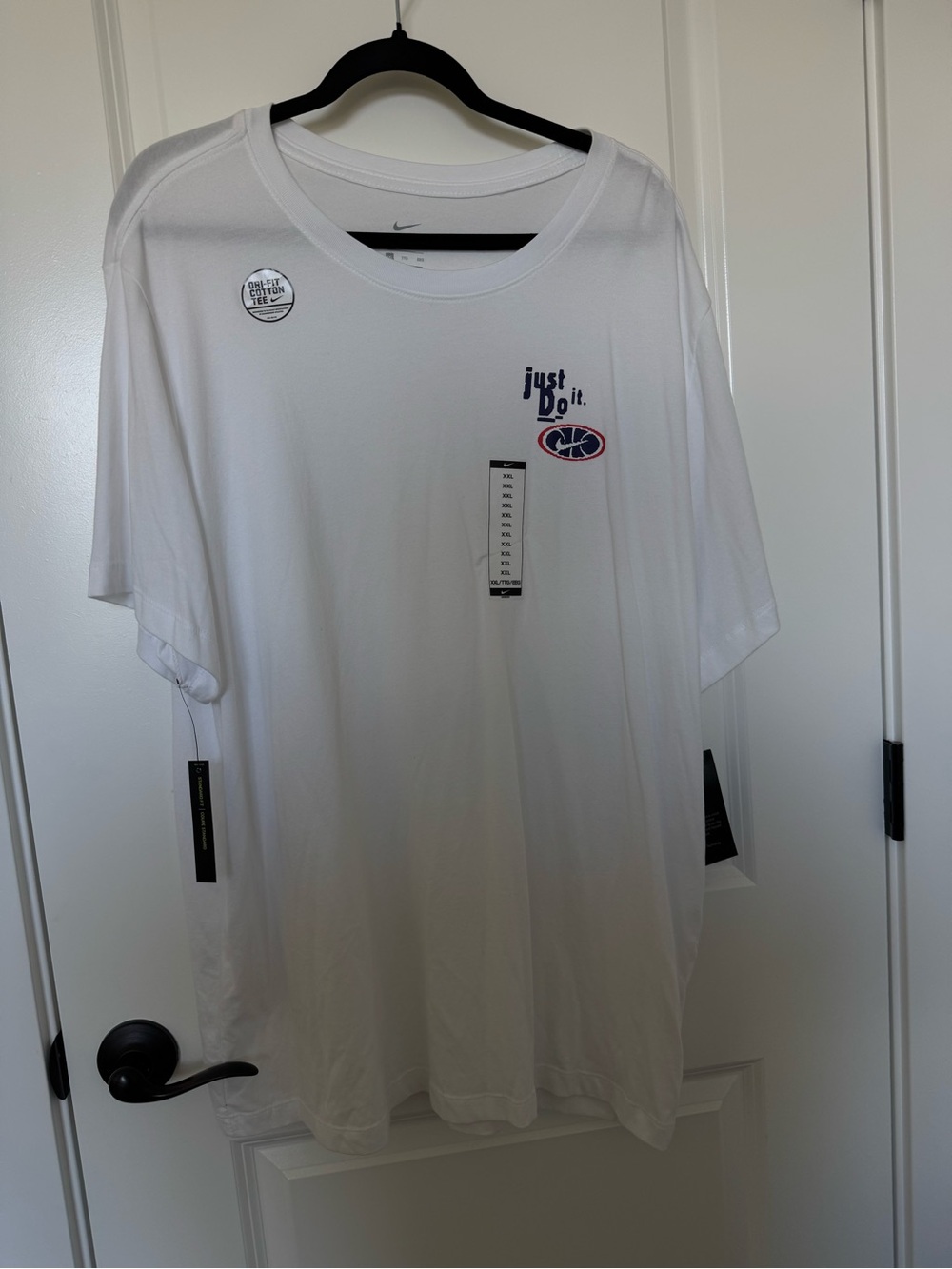 Nike White Short-Sleeve Tee with Small Front Graphic